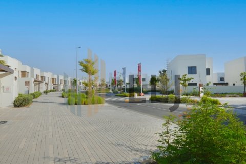 Townhouse on the Yas Island, Abu Dhabi, UAE 3 bedrooms, 163.5 sq.m. № 576262 - photo 1