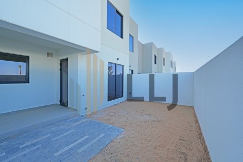 Townhouse on the Yas Island, Abu Dhabi, UAE 3 bedrooms, 163.5 sq.m. № 576262 - photo 20