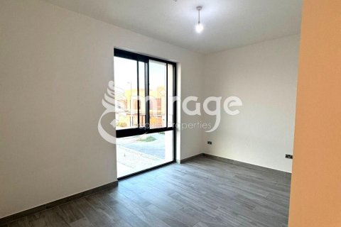 Townhouse on the Yas Island, Abu Dhabi, UAE 3 bedrooms, 202.5 sq.m. № 550265 - photo 7
