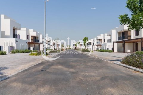 Radový dom na Yas Island, Abu Dhabi, SAE 2 spálne, 124 m2 č. 550264 - Fotografia 9