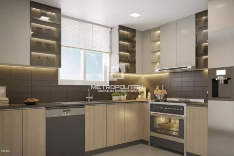 Apartment in wasl gate, Dubai, UAE 2 bedrooms, 121 sq.m. № 592863 - photo 3