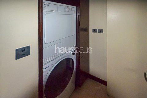 Apartemen di Downtown Dubai (Downtown Burj Dubai), UEA 2 kamar tidur, 191 m2 nomor 626424 - foto 12