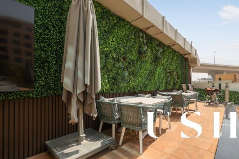 Trgovina u Dubai Marina, UAE 81 m2 Br. 628986 - fotografija 1