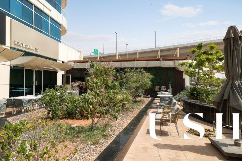 Trgovina u Dubai Marina, UAE 81 m2 Br. 628986 - fotografija 19