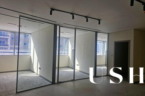 משרד למכירה ב Barsha Heights (Tecom), Dubai, איחוד האמירויות  79 מ"ר, מספר 628987 - תמונה 3