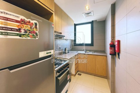 Apartment sa Muwaileh, Sharjah, UAE 2 silid-tulugan, 121.1 sq.m. № 588329 - larawan 5