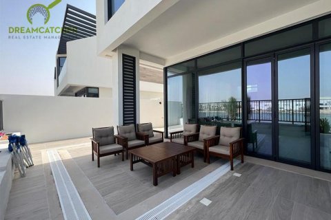 Vila v Mina Al Arab, Ras Al Khaimah, SAE 5 ložnice, 551.3 m² Č.: 588585 - fotografie 9