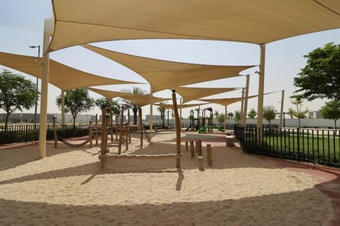 Apartment in Dubai, UAE 3 bedrooms, 156.4 sq.m. № 589458 - photo 11