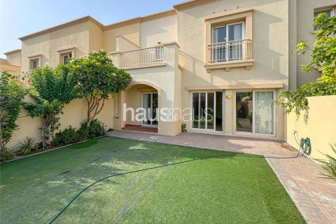Vilë në The Springs, Dubai, Emiratet e Bashkuara Arabe 3 dhoma gjumi, 228 m2. № 626406 - Foto 1