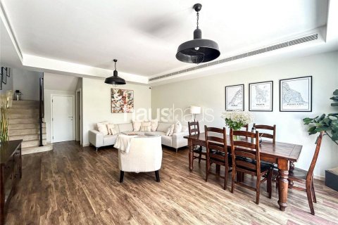 Villa uthyres i Arabian Ranches, Dubai, UAE 3 sovrum, 228 kvm Nr. 626408 - fotografi 2