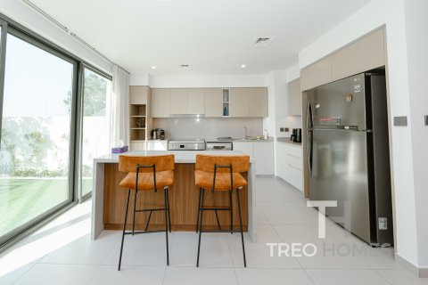 Řadový dům v Arabian Ranches 3, Dubai, SAE 4 ložnice, 226 m² Č.: 597584 - fotografie 2
