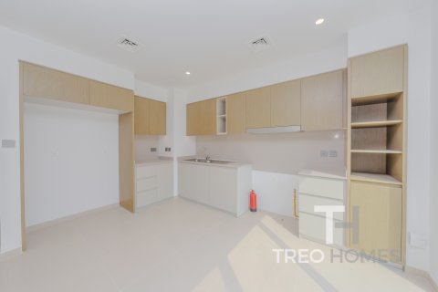 Radhus till försäljning i Arabian Ranches 3, Dubai, UAE 4 sovrum, 248 kvm Nr. 597586 - fotografi 3