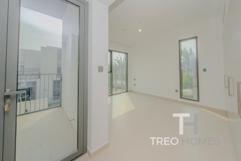 Radhus till försäljning i Arabian Ranches 3, Dubai, UAE 4 sovrum, 248 kvm Nr. 597586 - fotografi 15
