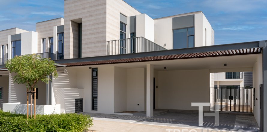 Radový dom v Arabian Ranches 3, Dubai, SAE 4 spálne, 248 m2 č. 597586