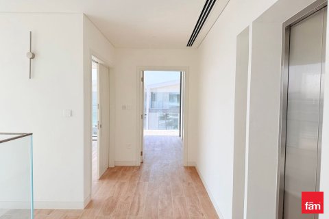 Villa itt: Dubai, EAE, 4 hálószoba, 528.1 m², azonosító: 610167 - fénykép 17