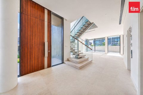 Vilë në Dubai, Emiratet e Bashkuara Arabe 4 dhoma gjumi, 528.1 m2. № 610167 - Foto 9