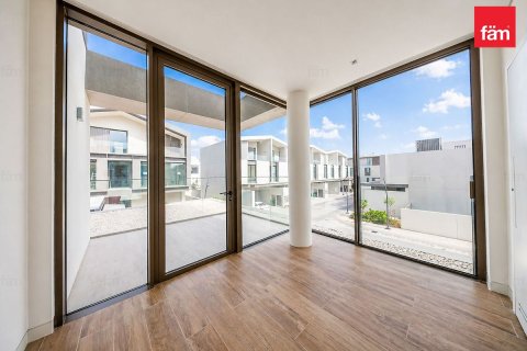 Vilë në Dubai, Emiratet e Bashkuara Arabe 4 dhoma gjumi, 528.1 m2. № 610167 - Foto 26
