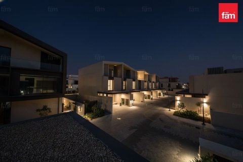 Vilë në Dubai, Emiratet e Bashkuara Arabe 4 dhoma gjumi, 528.1 m2. № 610167 - Foto 30