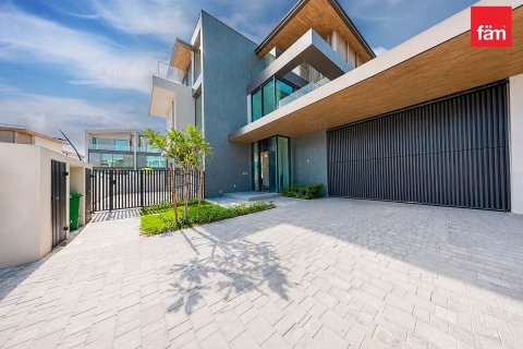 Vilë në Dubai, Emiratet e Bashkuara Arabe 4 dhoma gjumi, 528.1 m2. № 610167 - Foto 2