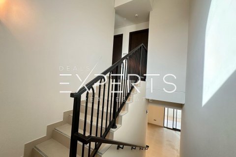 Townhouse in Khalifa City, Abu Dhabi, UAE 3 bedrooms, 172 sq.m. № 577003 - photo 6