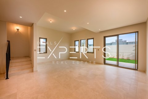 Villa in Khalifa City, Abu Dhabi, UAE 4 bedrooms, 316.1 sq.m. № 577000 - photo 3
