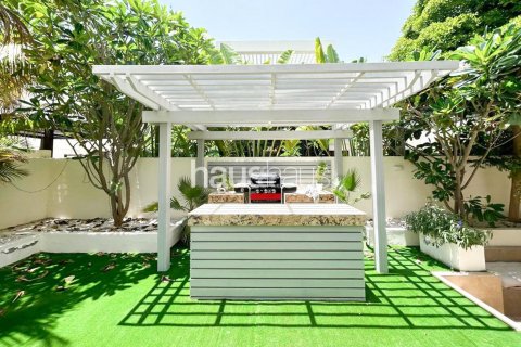 טאונהאוס למכירה ב DAMAC Hills (Akoya by DAMAC), Dubai, איחוד האמירויות  4 חדרי שינה, 314 מ"ר, מספר 625847 - תמונה 17