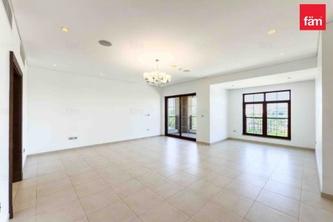 Vilë në Jumeirah Islands, Dubai, Emiratet e Bashkuara Arabe 5 dhoma gjumi, 1293.1 m2. № 582852 - Foto 11