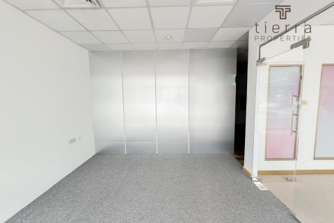 Sklad v Al Garhoud, Dubai, SAE 557.4 m² Č.: 574574 - fotografie 9
