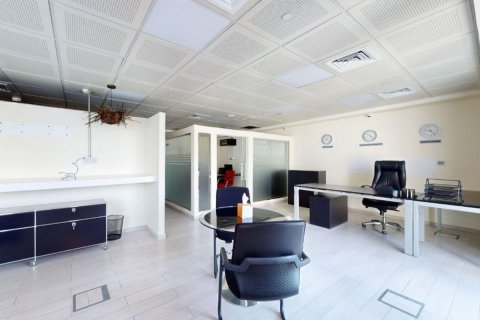 Opisina sa Jumeirah Lake Towers, Dubai, UAE 106 sq.m. № 594979 - larawan 4
