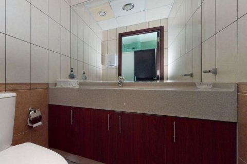 Opisina sa Jumeirah Lake Towers, Dubai, UAE 106 sq.m. № 594979 - larawan 10
