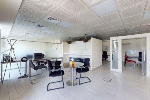 Opisina sa Jumeirah Lake Towers, Dubai, UAE 106 sq.m. № 594979 - larawan 2