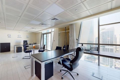 Opisina sa Jumeirah Lake Towers, Dubai, UAE 106 sq.m. № 594979 - larawan 3