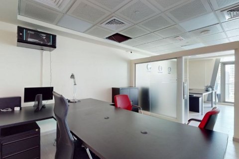 Opisina sa Jumeirah Lake Towers, Dubai, UAE 106 sq.m. № 594979 - larawan 5
