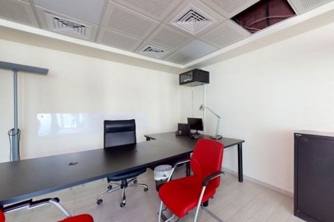 Opisina sa Jumeirah Lake Towers, Dubai, UAE 106 sq.m. № 594979 - larawan 11