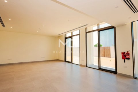 Villa sa Abu Dhabi, UAE 4 silid-tulugan, 770 sq.m. № 555537 - larawan 26