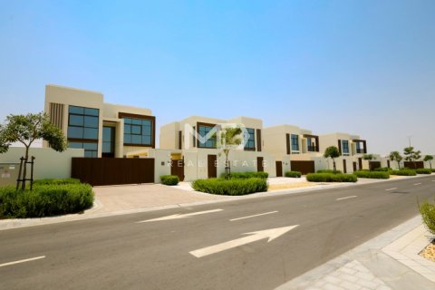 Villa sa Abu Dhabi, UAE 4 silid-tulugan, 770 sq.m. № 555537 - larawan 73