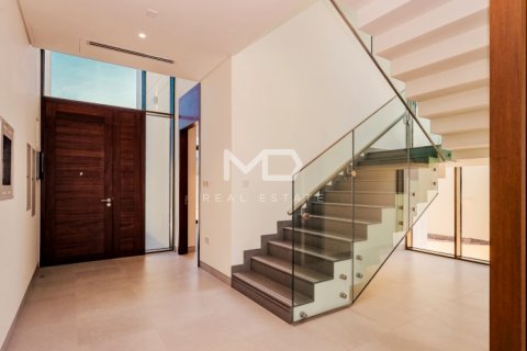 Villa sa Abu Dhabi, UAE 4 silid-tulugan, 770 sq.m. № 555537 - larawan 27