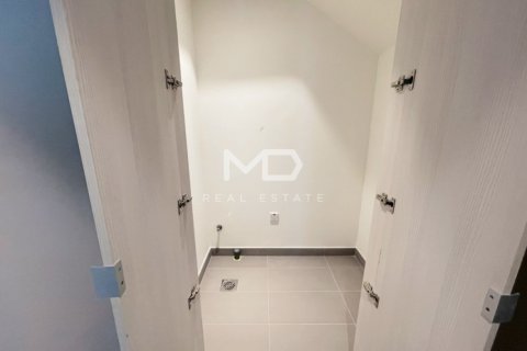 Vila na Yas Island, Abu Dhabi, SAE 4 ložnice, 209.5 m² Č.: 555535 - fotografie 20