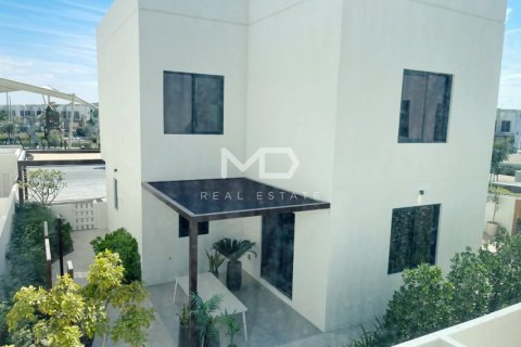 Vila na Yas Island, Abu Dhabi, SAE 4 ložnice, 209.5 m² Č.: 555535 - fotografie 2