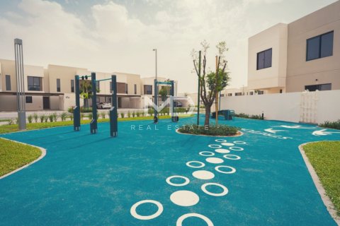 Vilë në Yas Island, Abu Dhabi, Emiratet e Bashkuara Arabe 4 dhoma gjumi, 209.5 m2. № 555536 - Foto 19