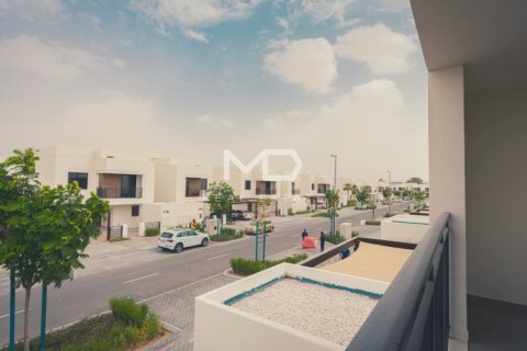 Vilë në Yas Island, Abu Dhabi, Emiratet e Bashkuara Arabe 4 dhoma gjumi, 209.5 m2. № 555536 - Foto 1