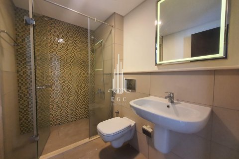 Apartment in Al Reem Island, Abu Dhabi, UAE 2 bedrooms, 119.5 sq.m. № 556773 - photo 10