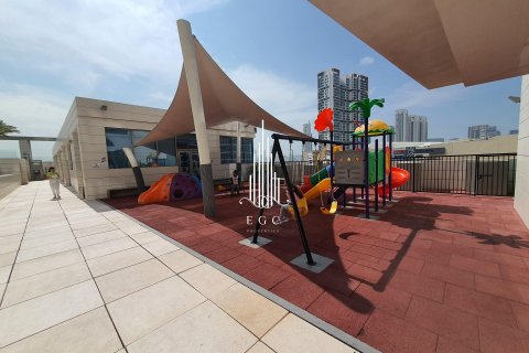 Apartment in Al Reem Island, Abu Dhabi, UAE 2 bedrooms, 119.5 sq.m. № 556773 - photo 15