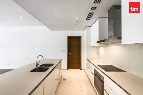 Lägenhet till försäljning i City Walk, Dubai, UAE 2 sovrum, 185.2 kvm Nr. 576536 - fotografi 7