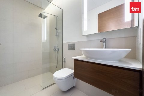 Lägenhet till försäljning i City Walk, Dubai, UAE 2 sovrum, 185.2 kvm Nr. 576536 - fotografi 21