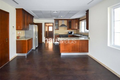 Villa in Arabian Ranches, Dubai, UAE 3 bedrooms, 331 sq.m. № 625406 - photo 5