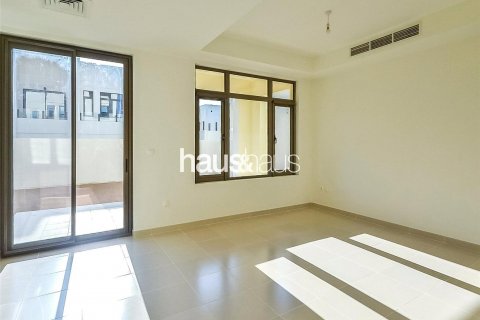 Řadový dům v Reem, Dubai, SAE 3 ložnice, 213 m² Č.: 625407 - fotografie 6