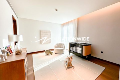 Villa zum Verkauf in Abu Dhabi, VAE 6 Schlafzimmer, 626 m2 Nr. 610015 - Foto 13