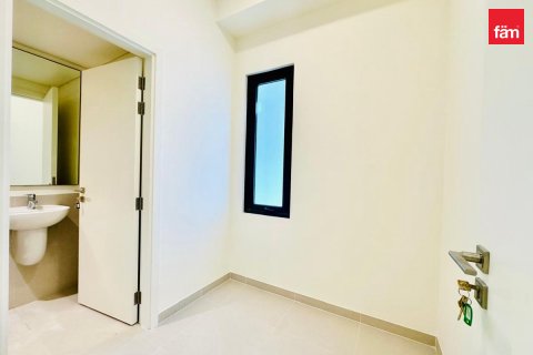 Dubai, UAE의 임대용 빌라 침실 4개, 300.7제곱미터 번호 610098 - 사진 5