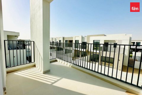 Dubai, UAE의 임대용 빌라 침실 4개, 300.7제곱미터 번호 610098 - 사진 29